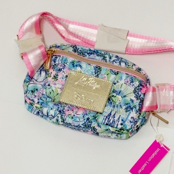 Lilly Pulitzer Handbags - Lilly Pulitzer Floral Print Bag with Gold Accents
